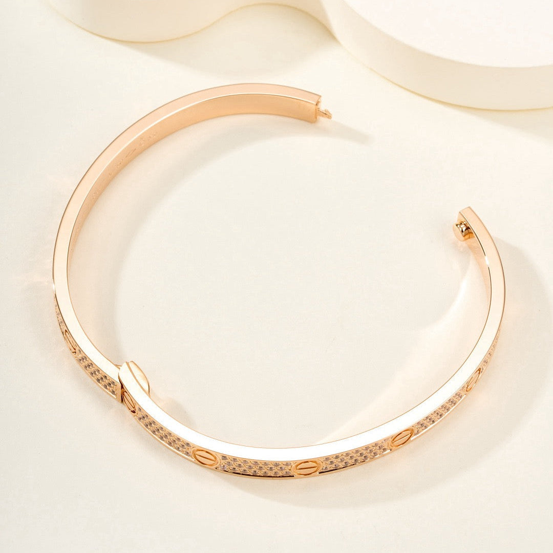 ¡®Lume Jewels¡¯LOVE BRACELET 4.8MM DIAMOND-PAVED