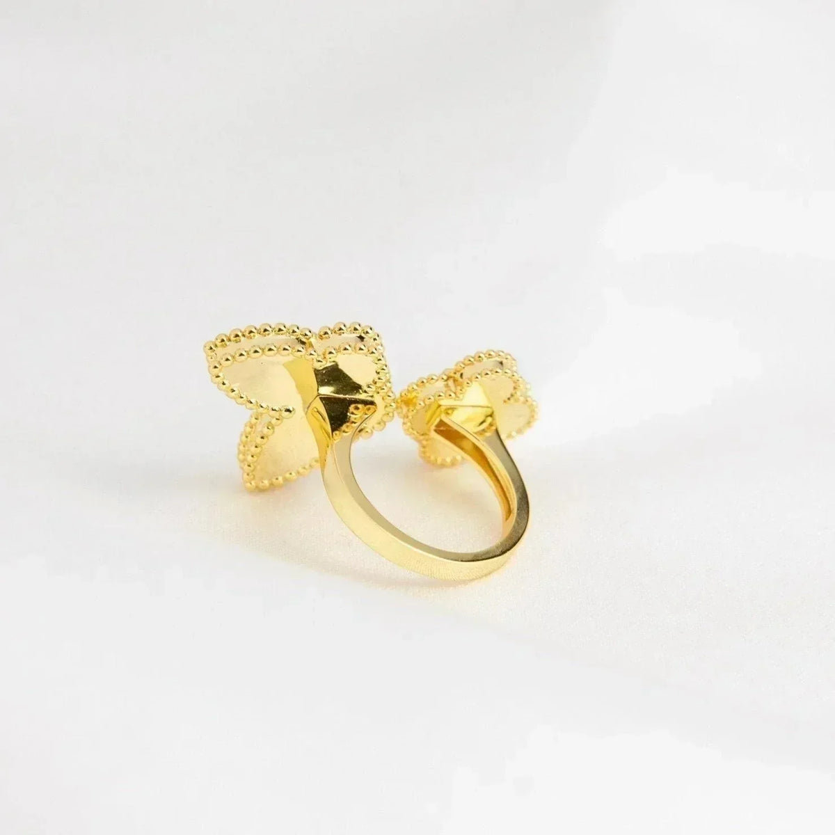 ¡®Lume Jewels¡¯LUCKY BETWEEN THE FINGER RING