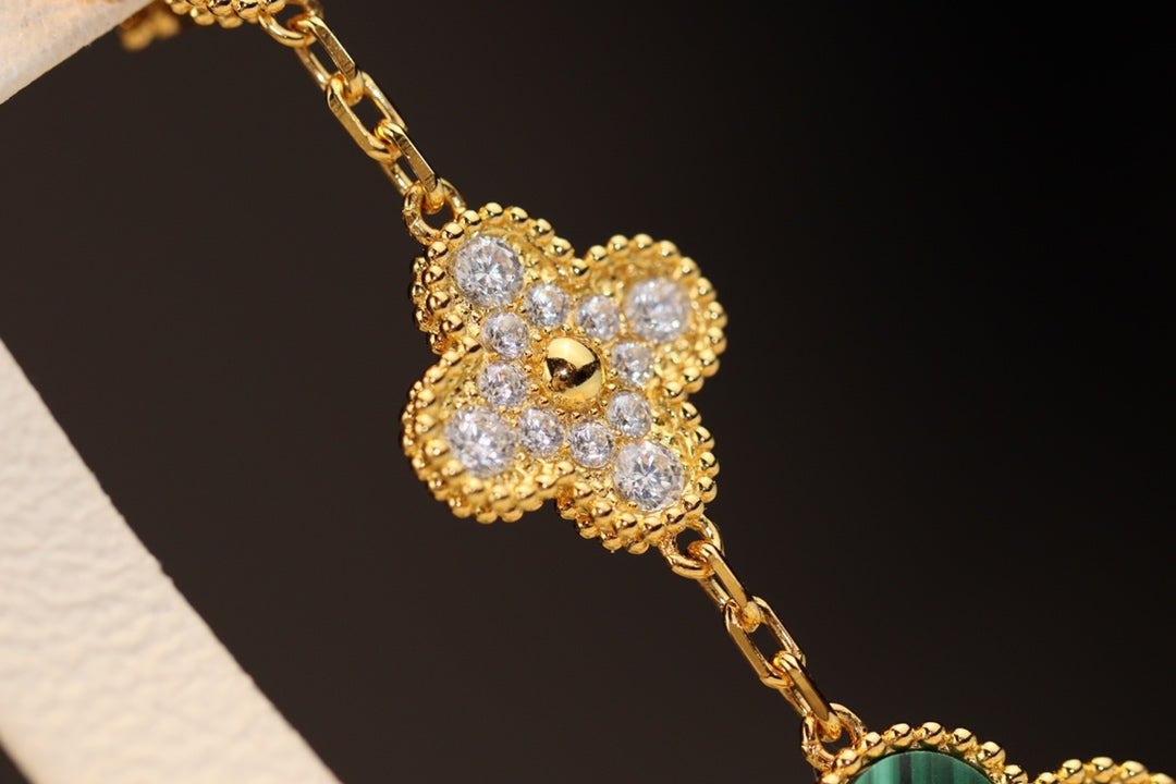 ¡®Lume Jewels¡¯CLOVER EARRINGS GOLD MALACHITE DIAMOND 3 MOTIF