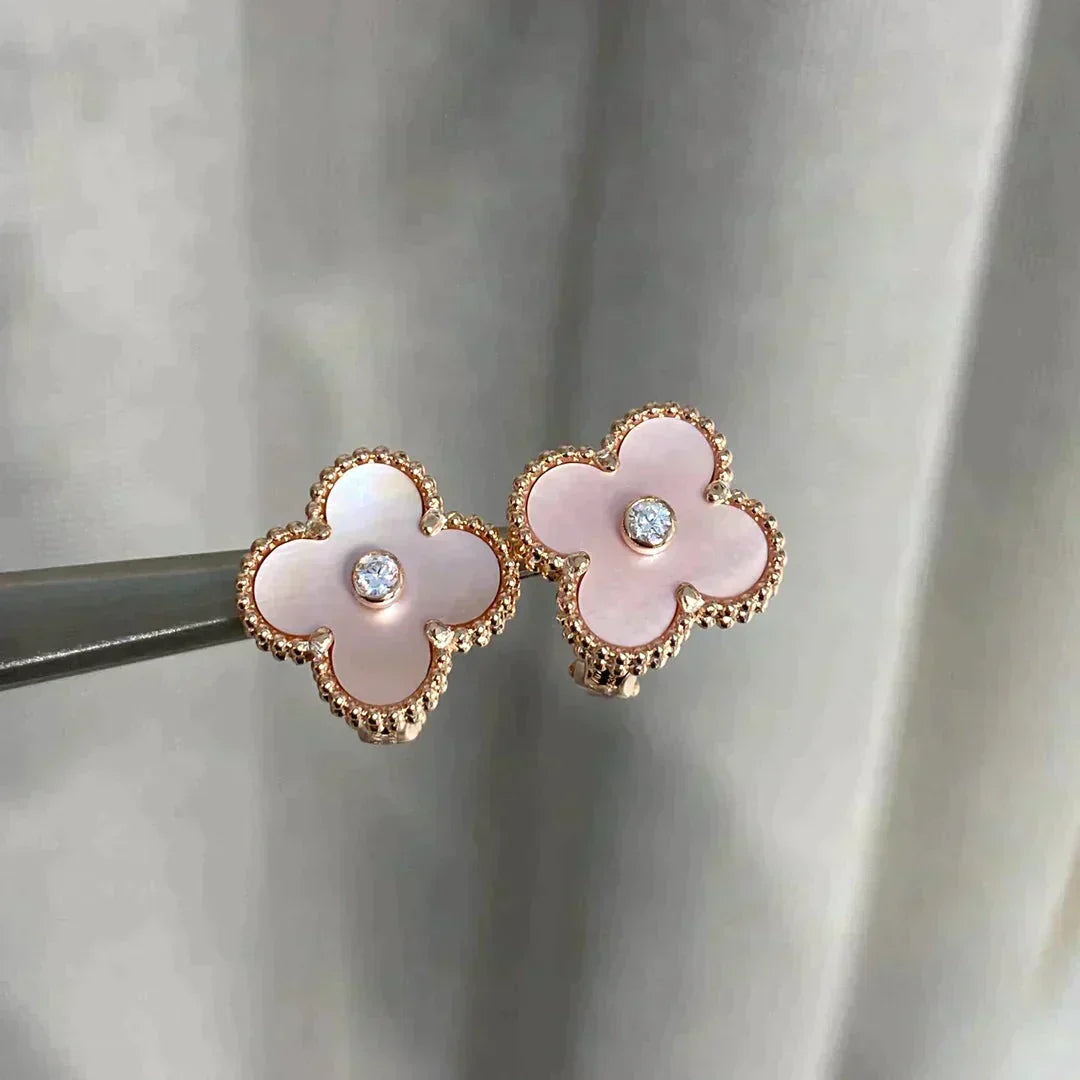 ¡®Lume Jewels¡¯CLOVER MEDIUM 1 MOTIFS  PINK MOP DIAMOND EARRINGS