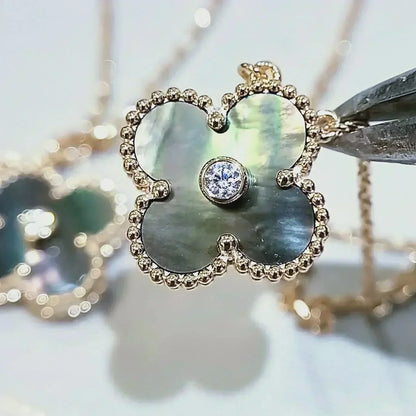 ¡®Lume Jewels¡¯CLOVER 15MM DIAMOND AND MOTHER-OF-GREY NECKLACE