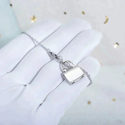 ¡®Lume Jewels¡¯AMULETTE PEDANT SILVER NECKLACE