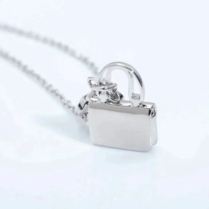¡®Lume Jewels¡¯AMULETTE PEDANT SILVER NECKLACE