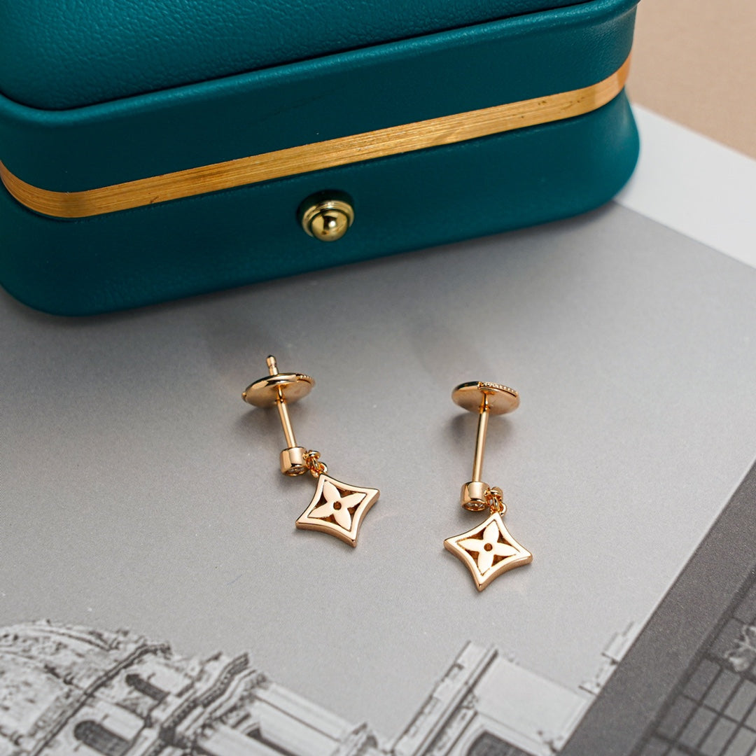 ¡®Lume Jewels¡¯STAR EARRINGS GOLD