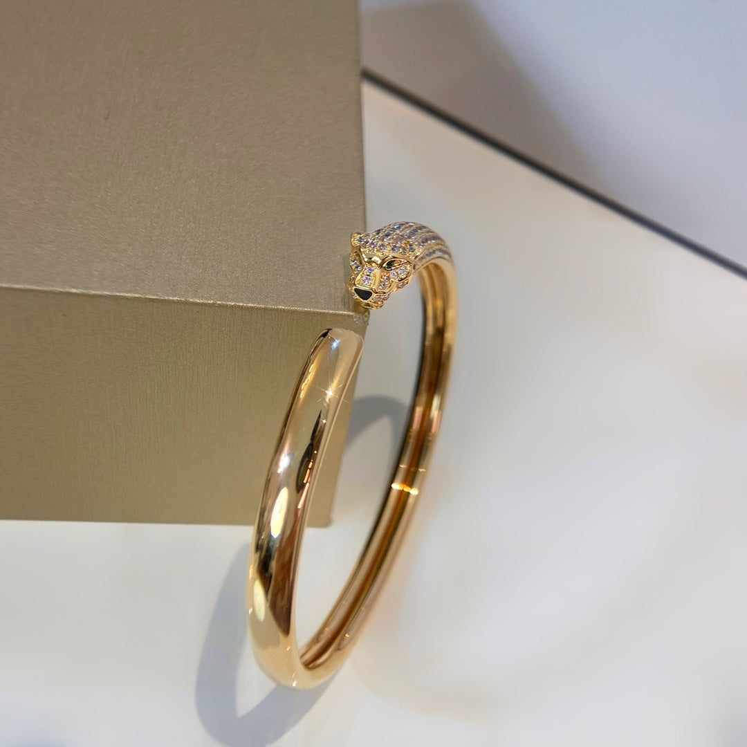 ¡®Lume Jewels¡¯PANTHERE GOLD DIAMOND OPEN BRACELET