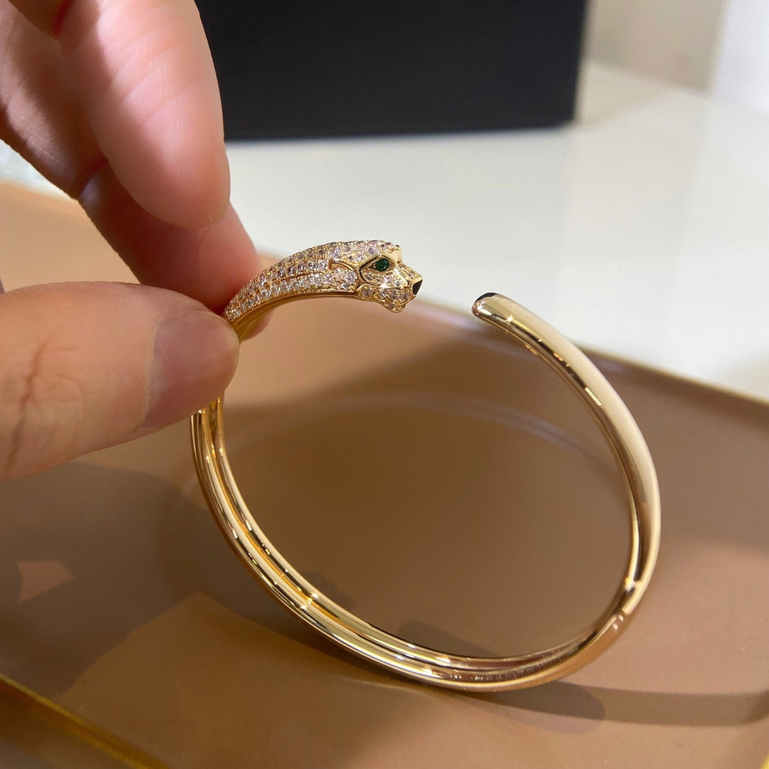 ¡®Lume Jewels¡¯PANTHERE GOLD DIAMOND OPEN BRACELET