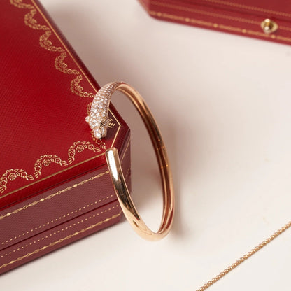 ¡®Lume Jewels¡¯PANTHERE ROSE GOLD DIAMOND OPEN BRACELET