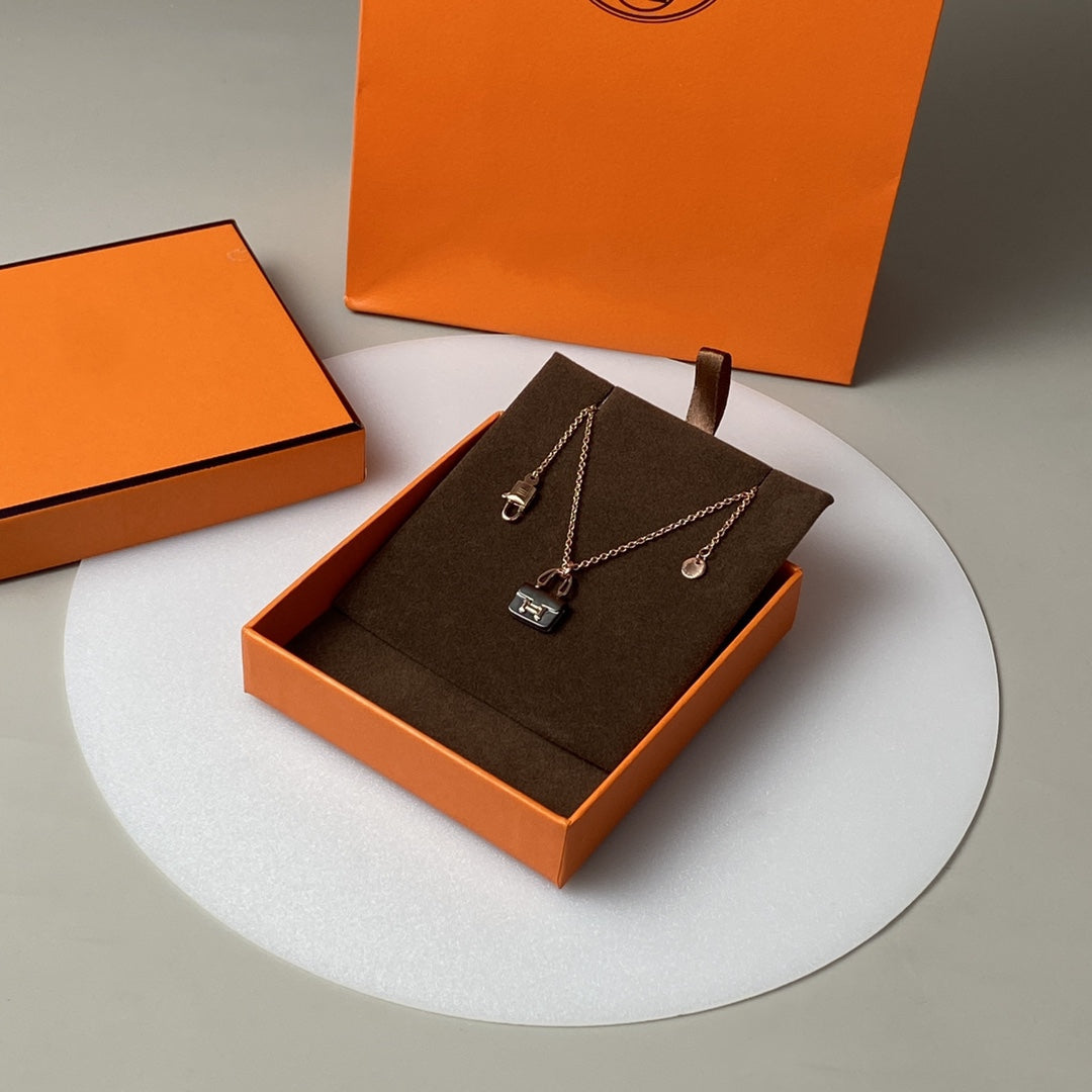 ¡®Lume Jewels¡¯CONSTANCE BLACK PEDANT PINK GOLD NECKLACE