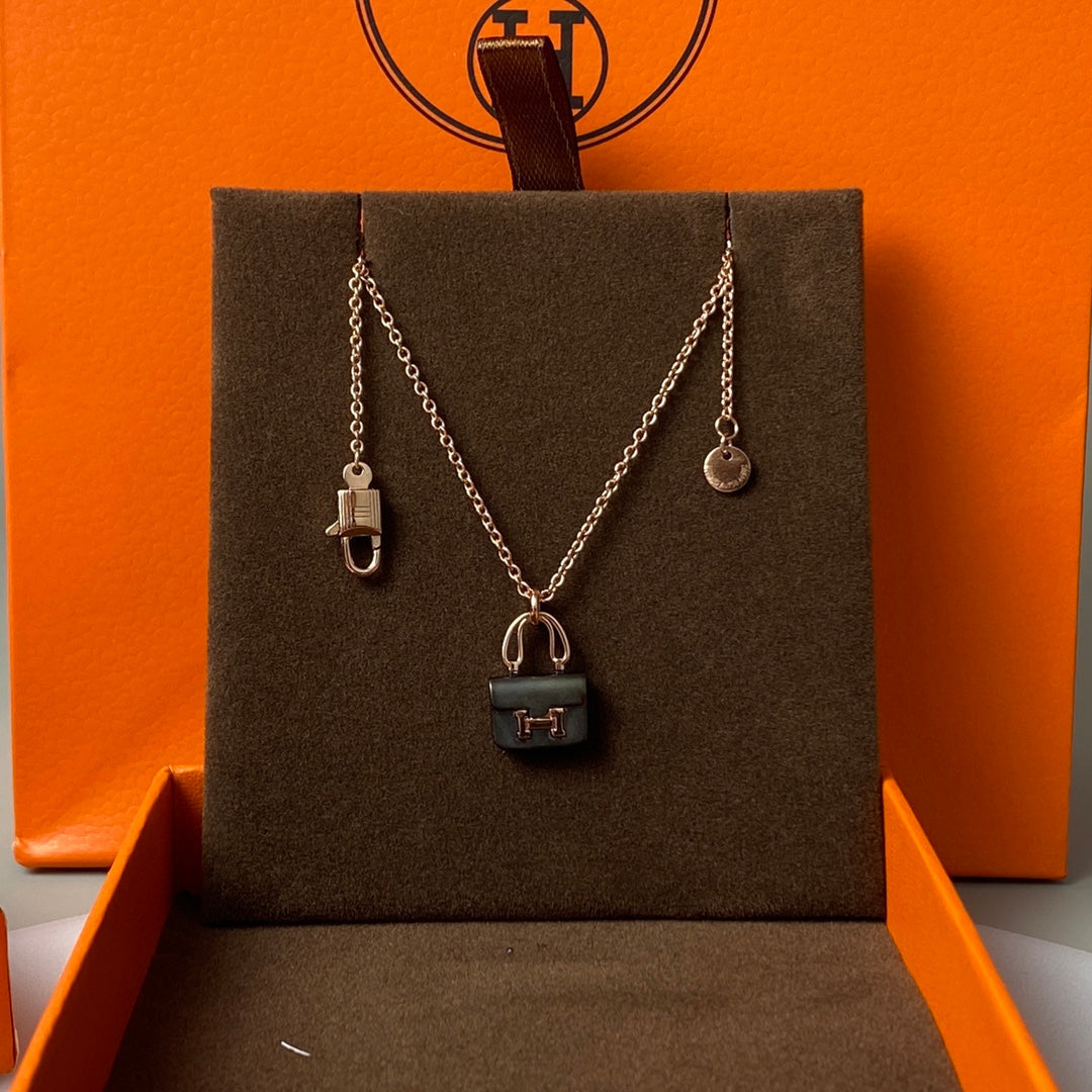 ¡®Lume Jewels¡¯CONSTANCE BLACK PEDANT PINK GOLD NECKLACE