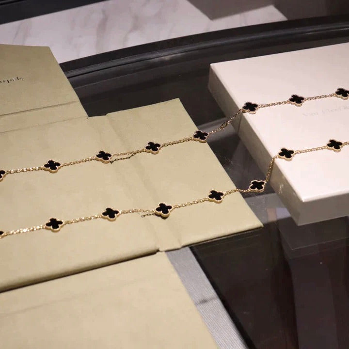 ¡®Lume Jewels¡¯CLOVER 20 MOTIFS ONYX NECKLACE