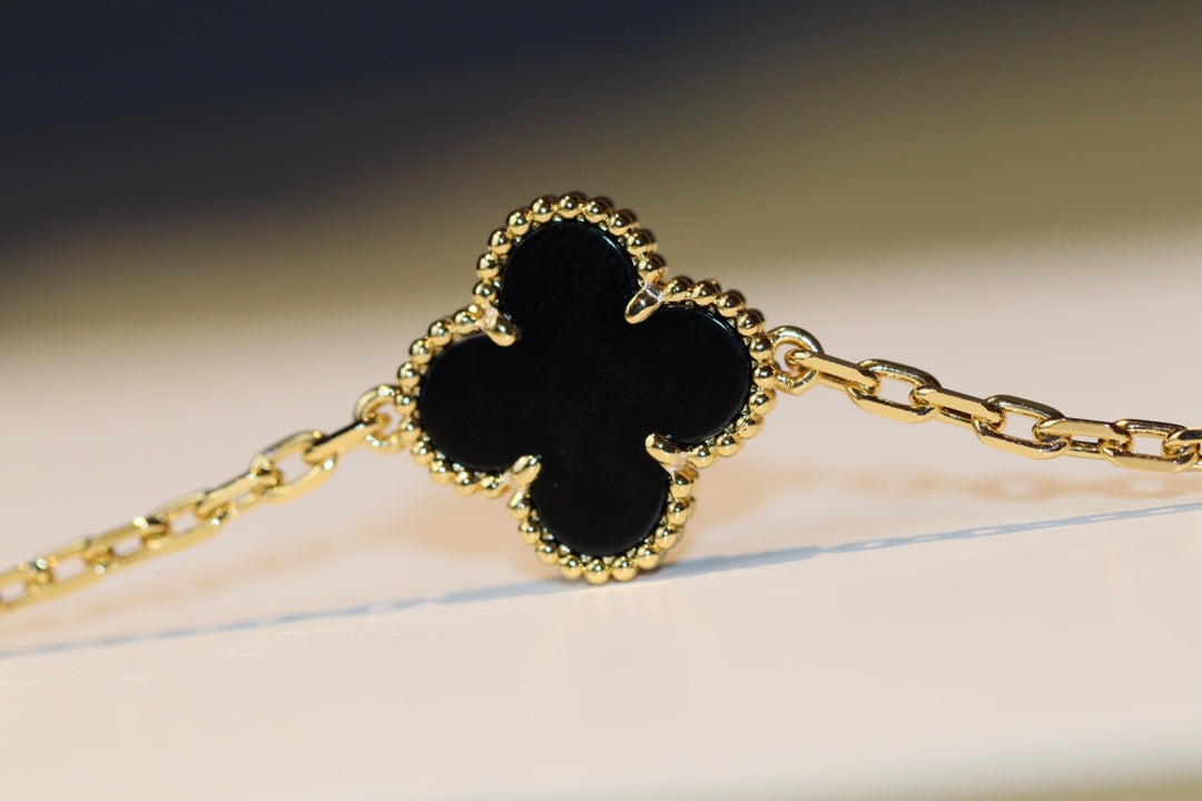 ¡®Lume Jewels¡¯CLOVER 20 MOTIFS ONYX ROSE GOLD