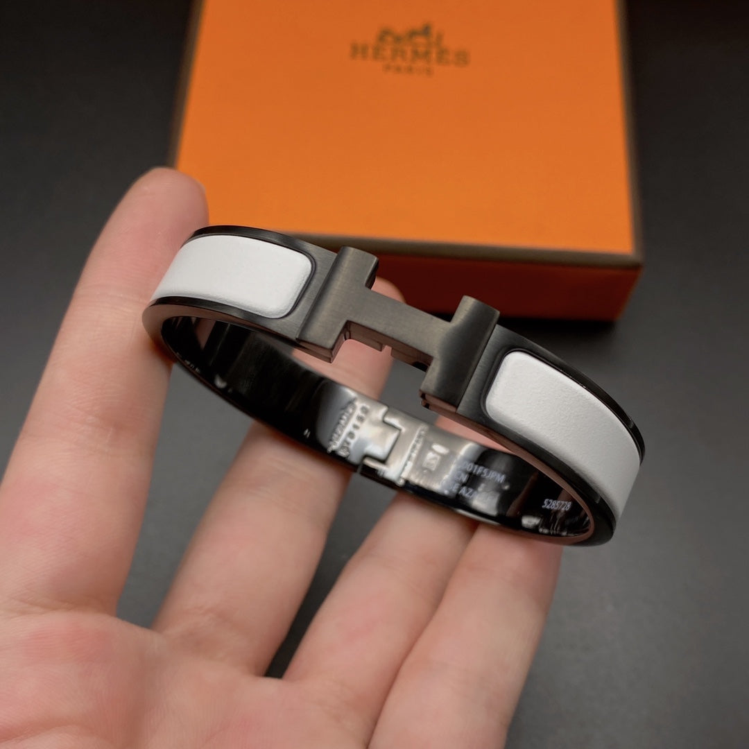 ¡®Lume Jewels¡¯H BRACELET 12MM BLACK WHITE CERAMIC