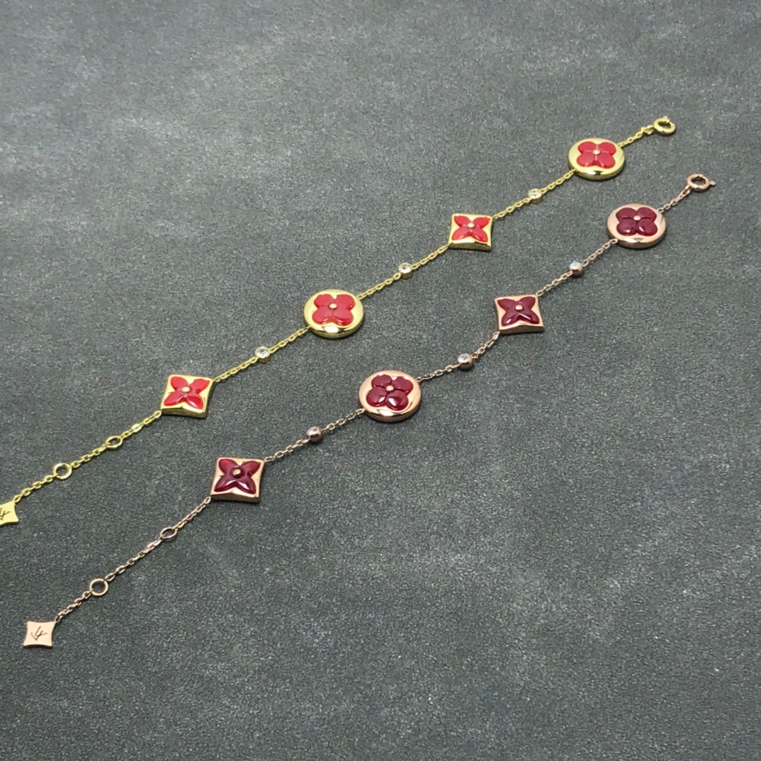 ¡®Lume Jewels¡¯STAR AND SUN CARNELIAN 4 MOTIFS 3 DIAMONDS