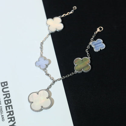 ¡®Lume Jewels¡¯CLOVER BRACELET 5 MOTIFS MOP CHALCEDONY SILVER