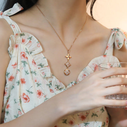 ¡®Lume Jewels¡¯STAR AND SUN DIAMOND PINK GOLD NECKLACE