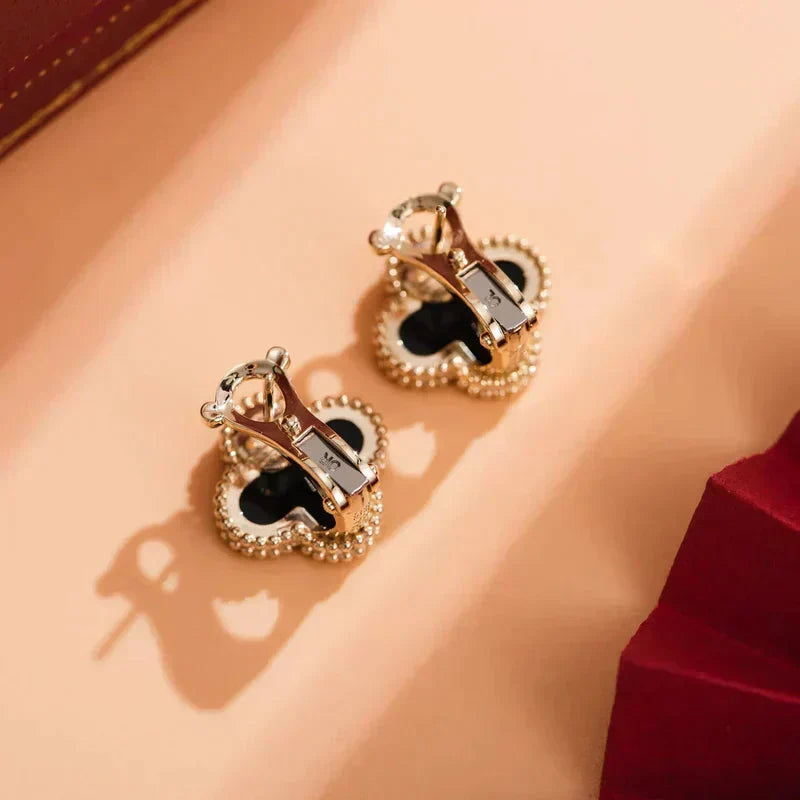 ¡®Lume Jewels¡¯CLOVER MEDIUM 1 MOTIFS  ONYX STUD EARRINGS