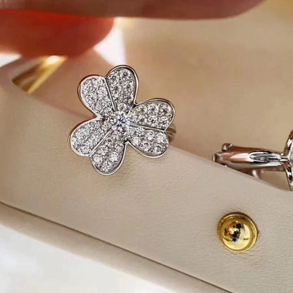 ¡®Lume Jewels¡¯CLOVER COMOS DIAMOND EARRINGS SILVER