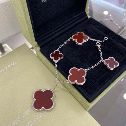 ¡®Lume Jewels¡¯CLOVER 5 MOTIFS SIVLER CARNELIAN BRACELET