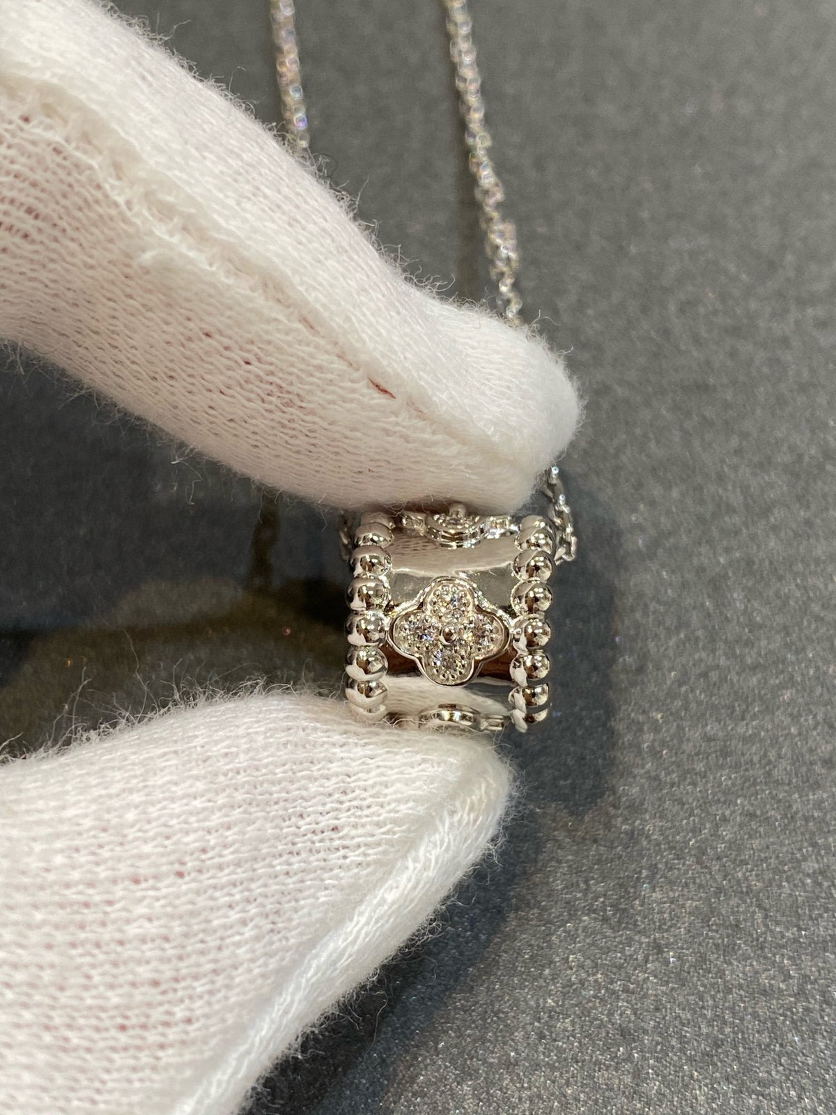 ¡®Lume Jewels¡¯PERLEE PEDANT SIVLER DIAMOND NECKLACE