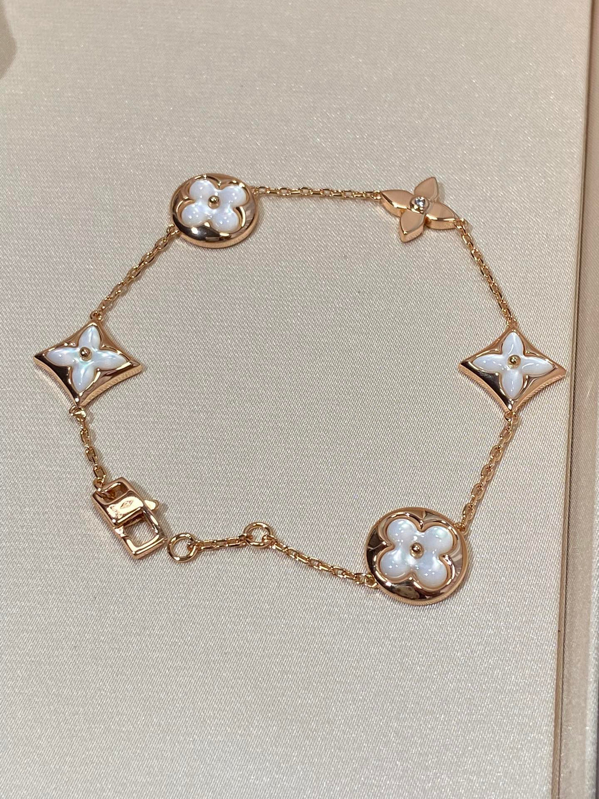 ¡®Lume Jewels¡¯STAR AND SUN 5 MOTIF MOP PINK GOLD BRACELET