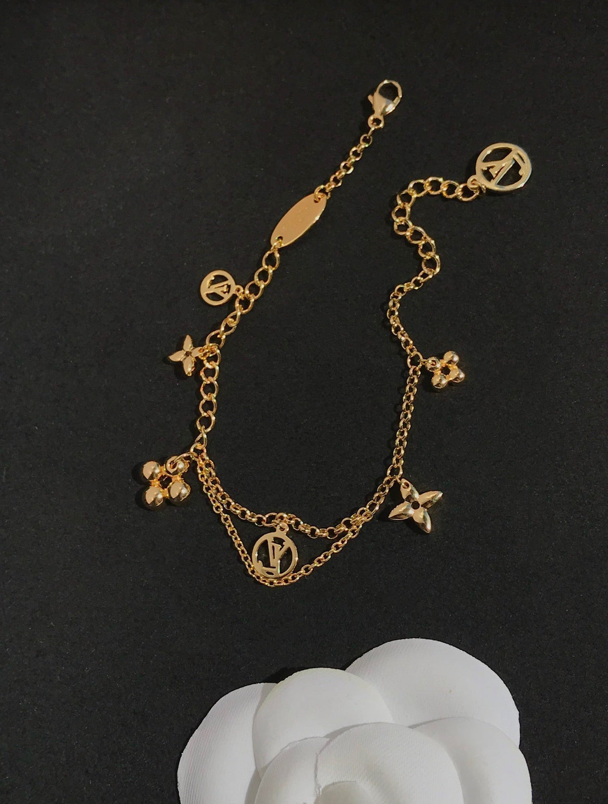 ¡®Lume Jewels¡¯BLOOMING PINK GOLD MOP BRACELET
