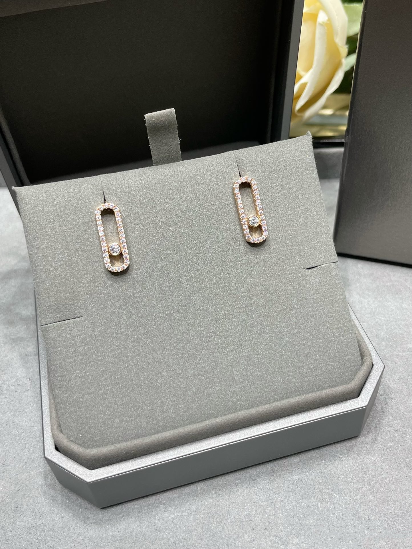 [Lume Jewels]MOVE UNO STUD DIAMOND PAVED EARRINGS