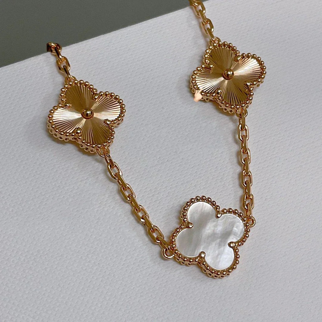 [Lume Jewels]New CLOVER WHITE PEARL MOP 5 MOTIF BRACELET COLLECTION