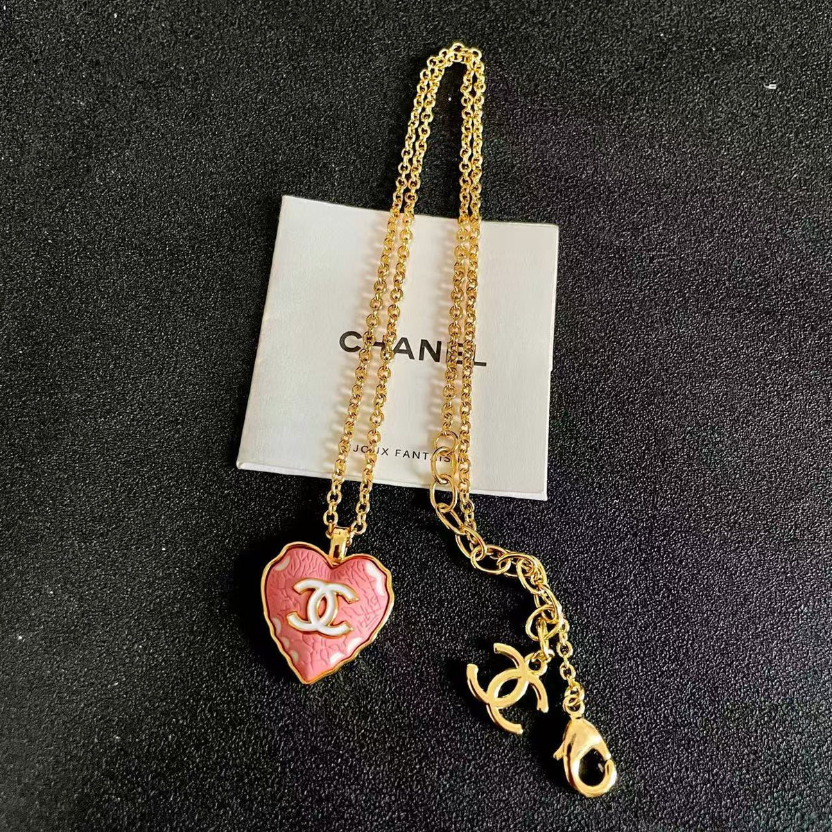 [Lume Jewels] Heart-shaped Necklace & Earring Set
