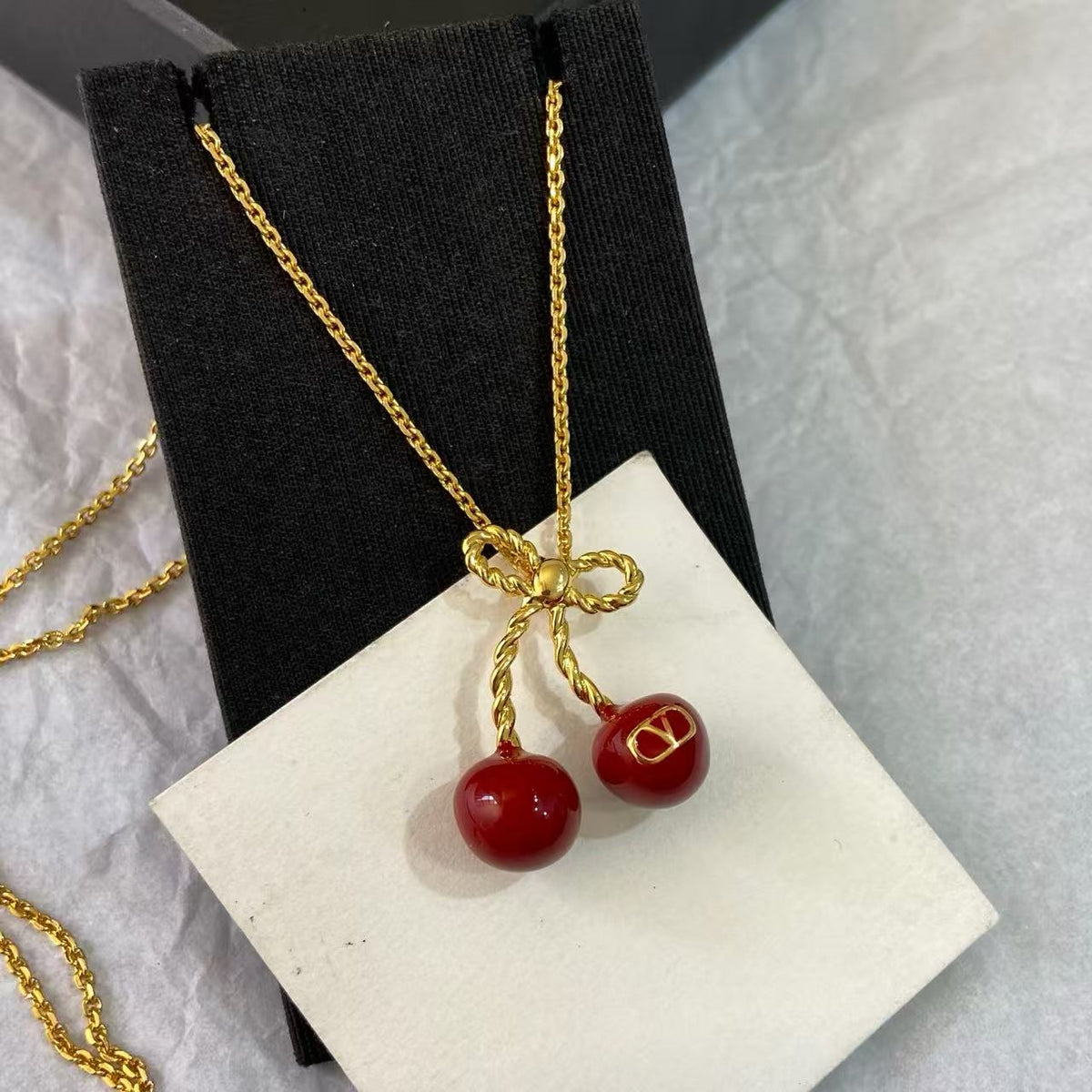 [Lume Jewels]Red Cherry Necklace