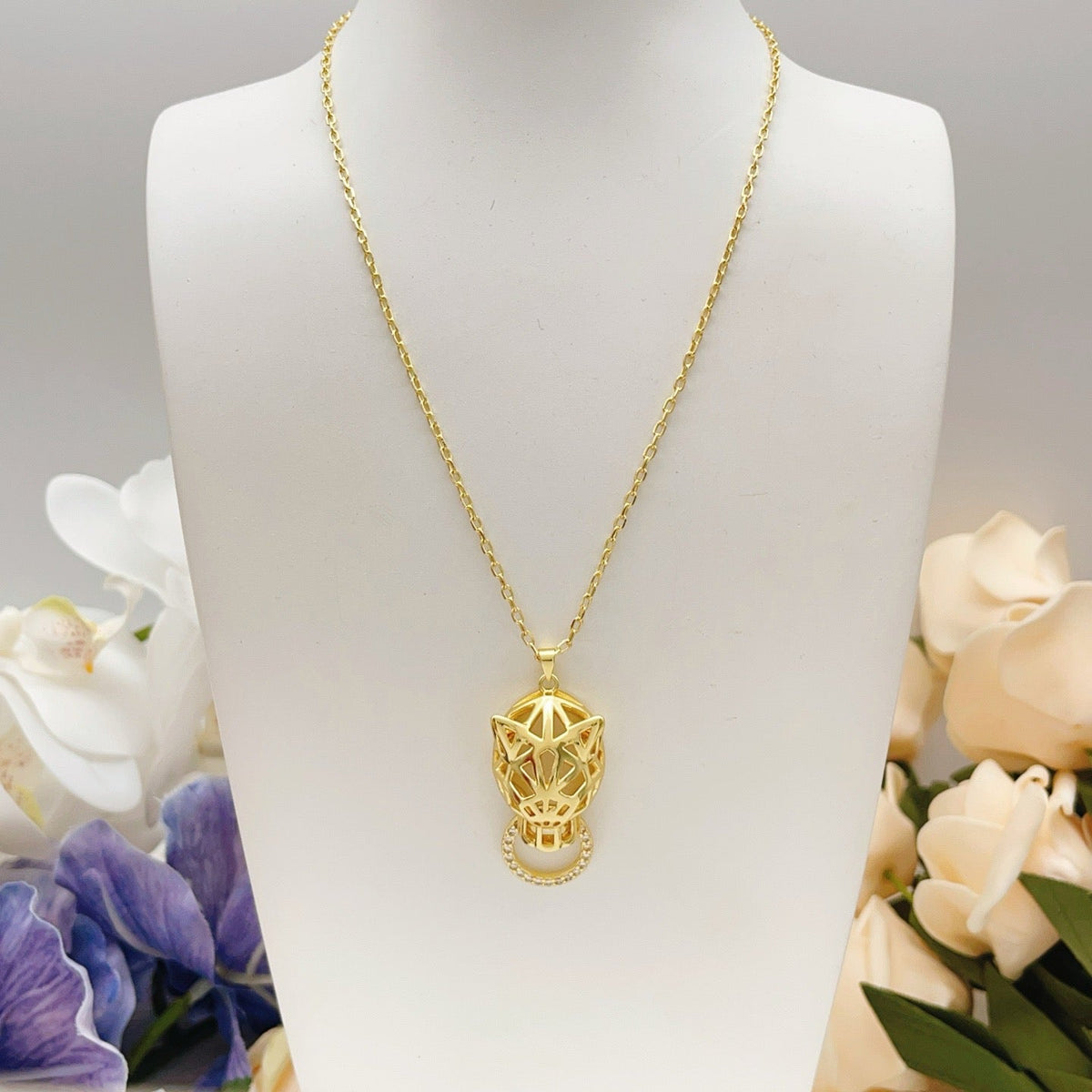 ¡®Lume Jewelry¡¯Openwork Panther‑Head Doorknocker Necklace