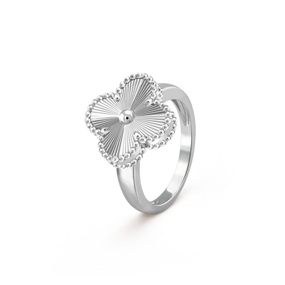 ¡®Lume Jewels¡¯CLOVER SILVER RING