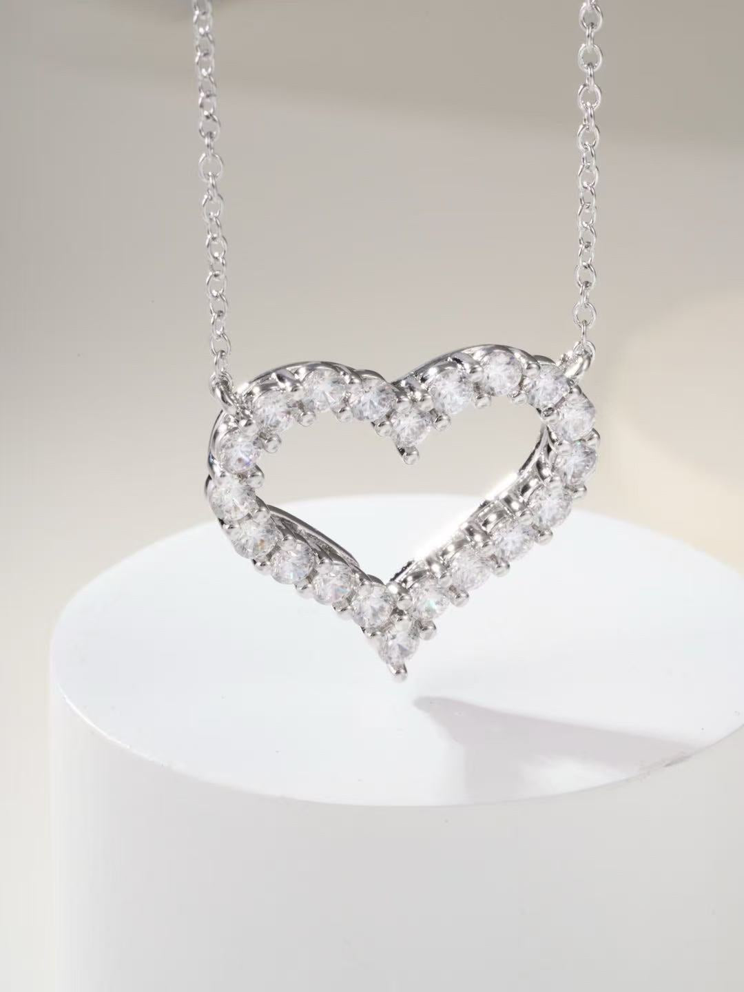 [Lume Jewels]T Family Heart Necklace