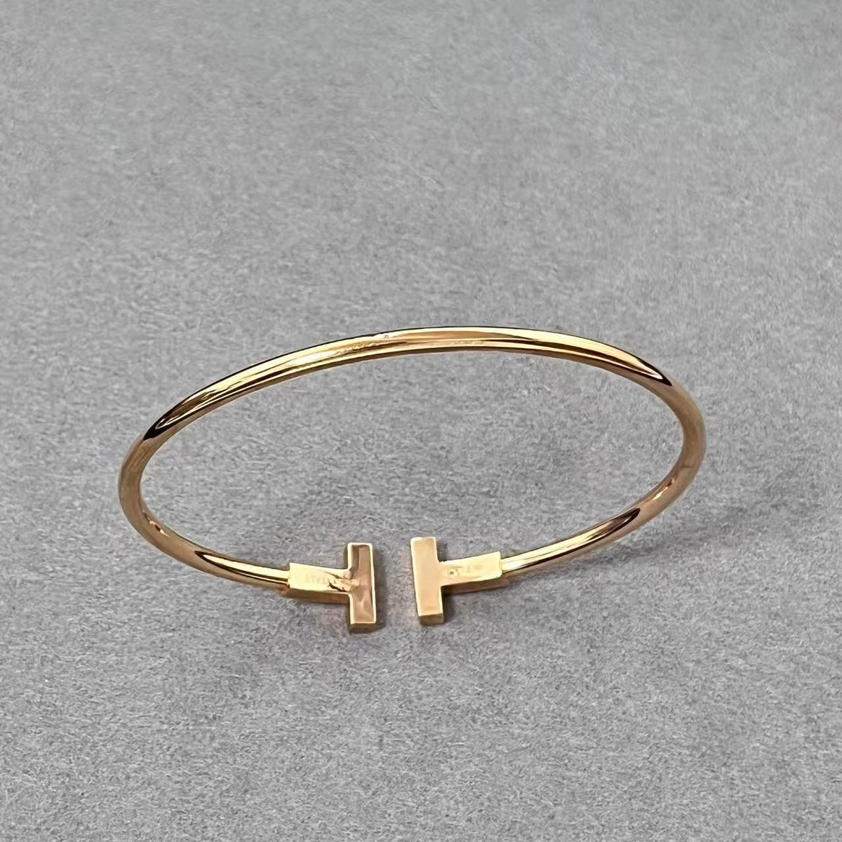 [Lume Jewels] T House Double T Open Bangle
