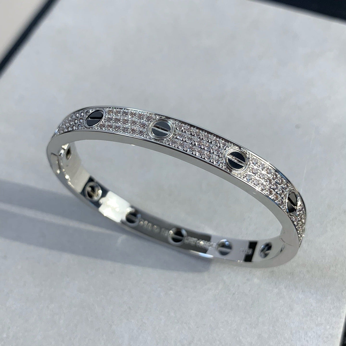 ¡®Lume Jewels¡¯LOVE BRACELET 6.1MM DIAMOND-PAVED CERAMIC