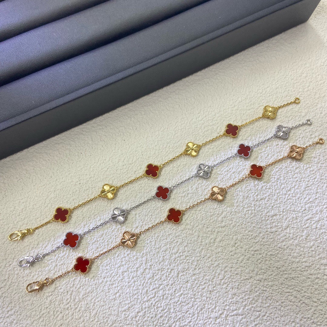 [¡®Lume Jewels¡¯]CLOVER 6 MOTIF RED AGATE LASER BRACELET