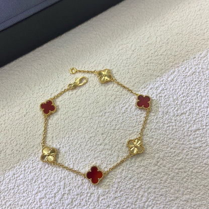[¡®Lume Jewels¡¯]CLOVER 6 MOTIF RED AGATE LASER BRACELET