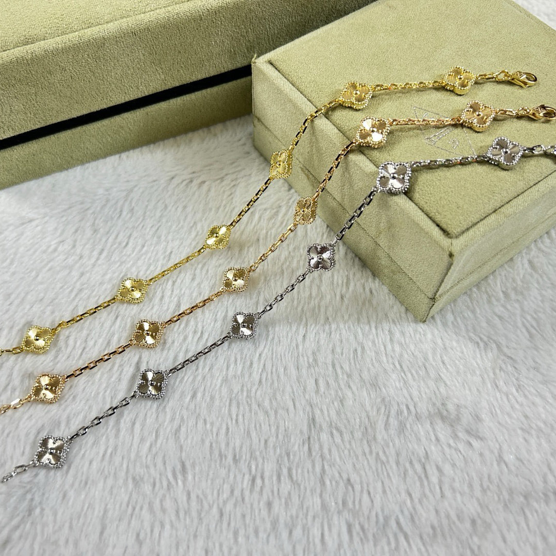 [Lume Jewels]New CLOVER 6 MOTIF DIAMOND BRACELET