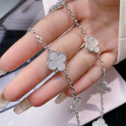 ¡®Lume Jewels¡¯CLOVER 10 MOTIFS WHITE MOTHER OF PEARL NECKLACE