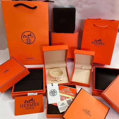 ¡®Lume Jewels¡¯HM BRACELET NECKLACE RING BOX GIFT BAG