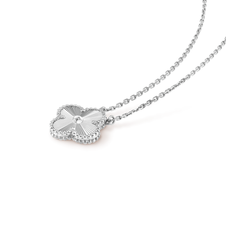 ¡®Lume Jewels¡¯CLOVER 15MM LASER NECKLACE SILVER