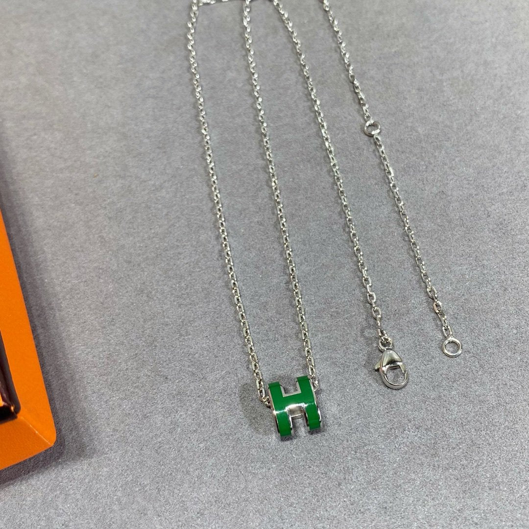¡®Lume Jewels¡¯POP H GREEN NECKLACE SILVER AND GOLD