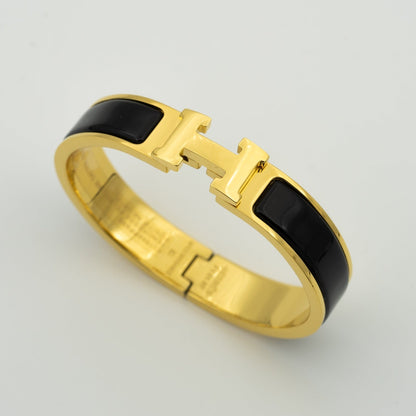 ¡®Lume Jewels¡¯H BLACK BRACELET