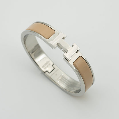 ¡®Lume Jewels¡¯H GREY BRACELET