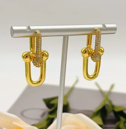 [Lume Jewels]TF HORSESHOE BUCKLE DIAMOND EARRINGS
