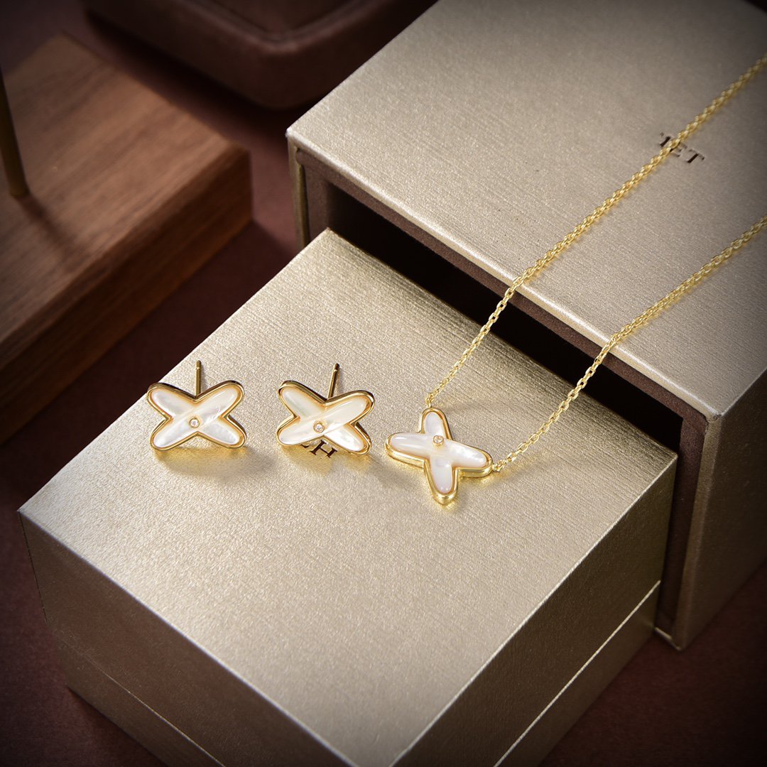 ¡®Lume Jewels¡¯JEUX DE WHITE MOP GOLD DIAMOND EARRINGS