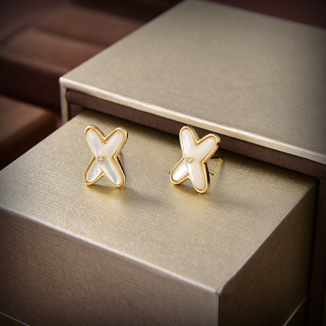 ¡®Lume Jewels¡¯JEUX DE WHITE MOP GOLD DIAMOND EARRINGS