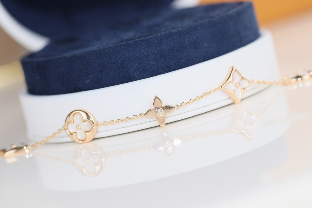 ¡®Lume Jewels¡¯LEAF CLOVER BRACELET