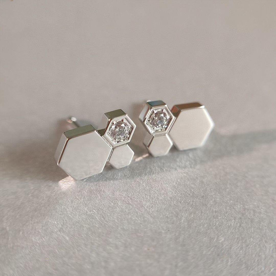 ¡®Lume Jewels¡¯BEE LOVE SILVER DIAMOND EARRINGS