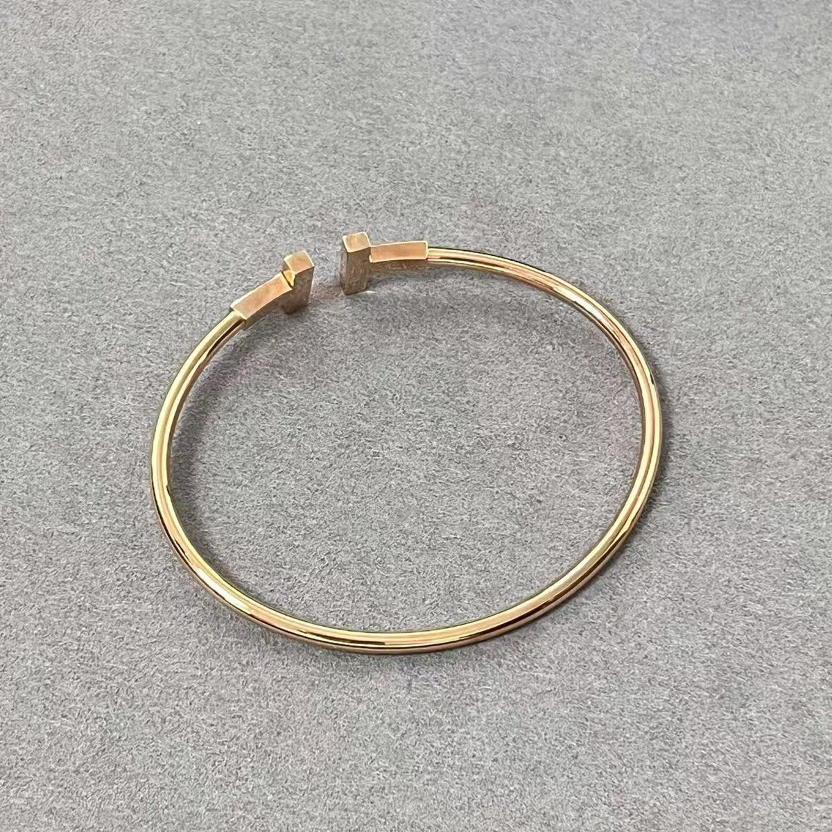 [Lume Jewels] T House Double T Open Bangle