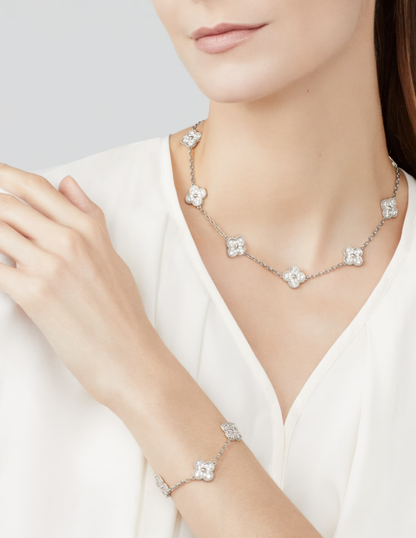 [¡®Lume Jewels¡¯]CLOVER 10 MOTIFS FULL DIAMOND NECKLACE